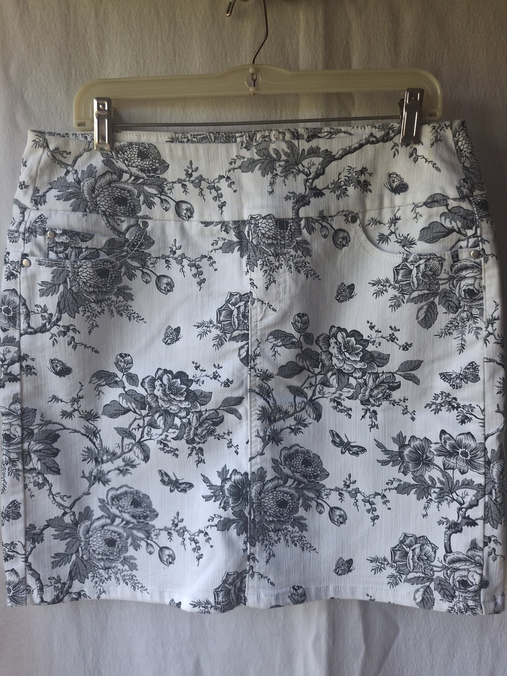 Chadwicks White Skirt with Black Floral Print